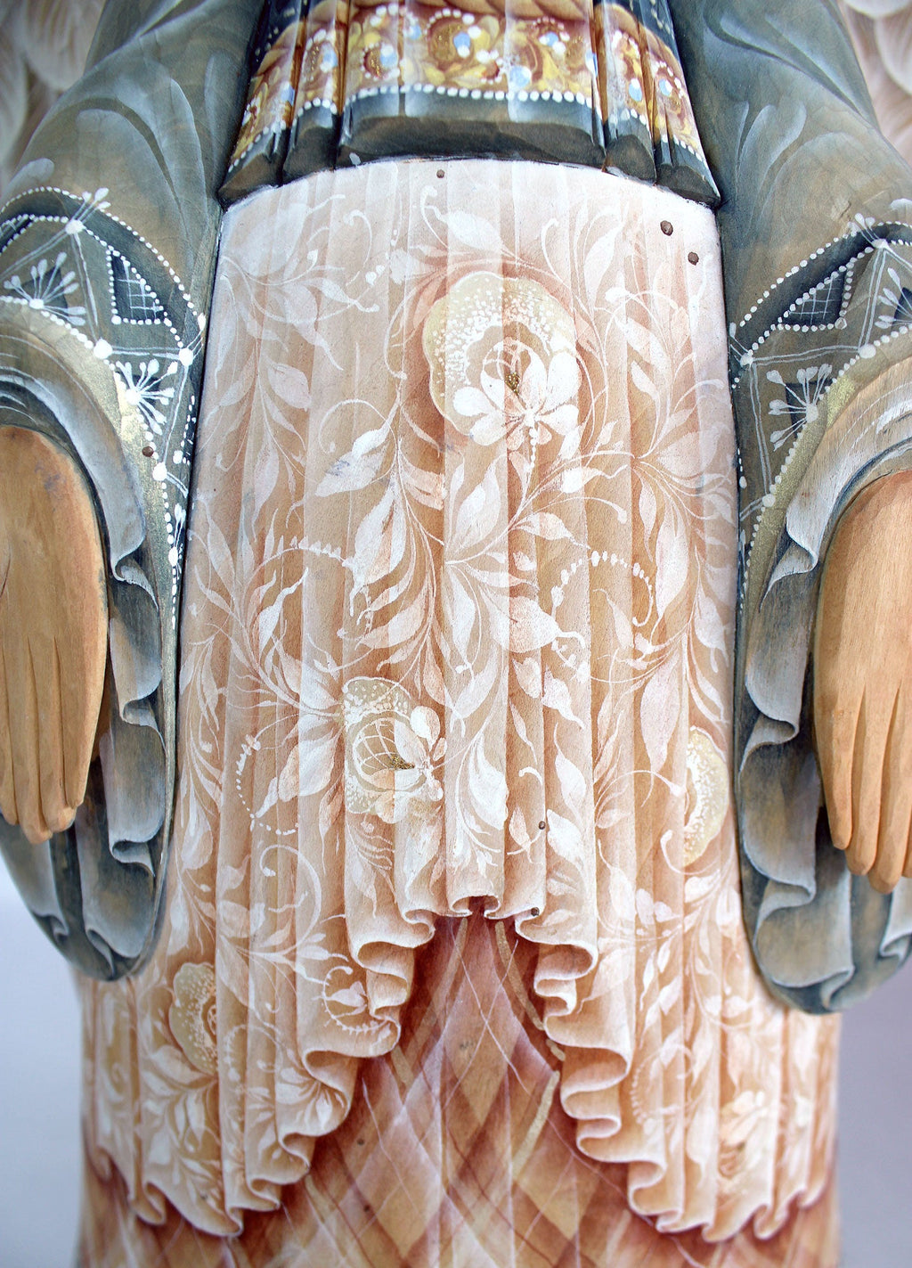 One-of-a-Kind Angel Hand-Painted WOODCARVED Hand Painted Figurine 20