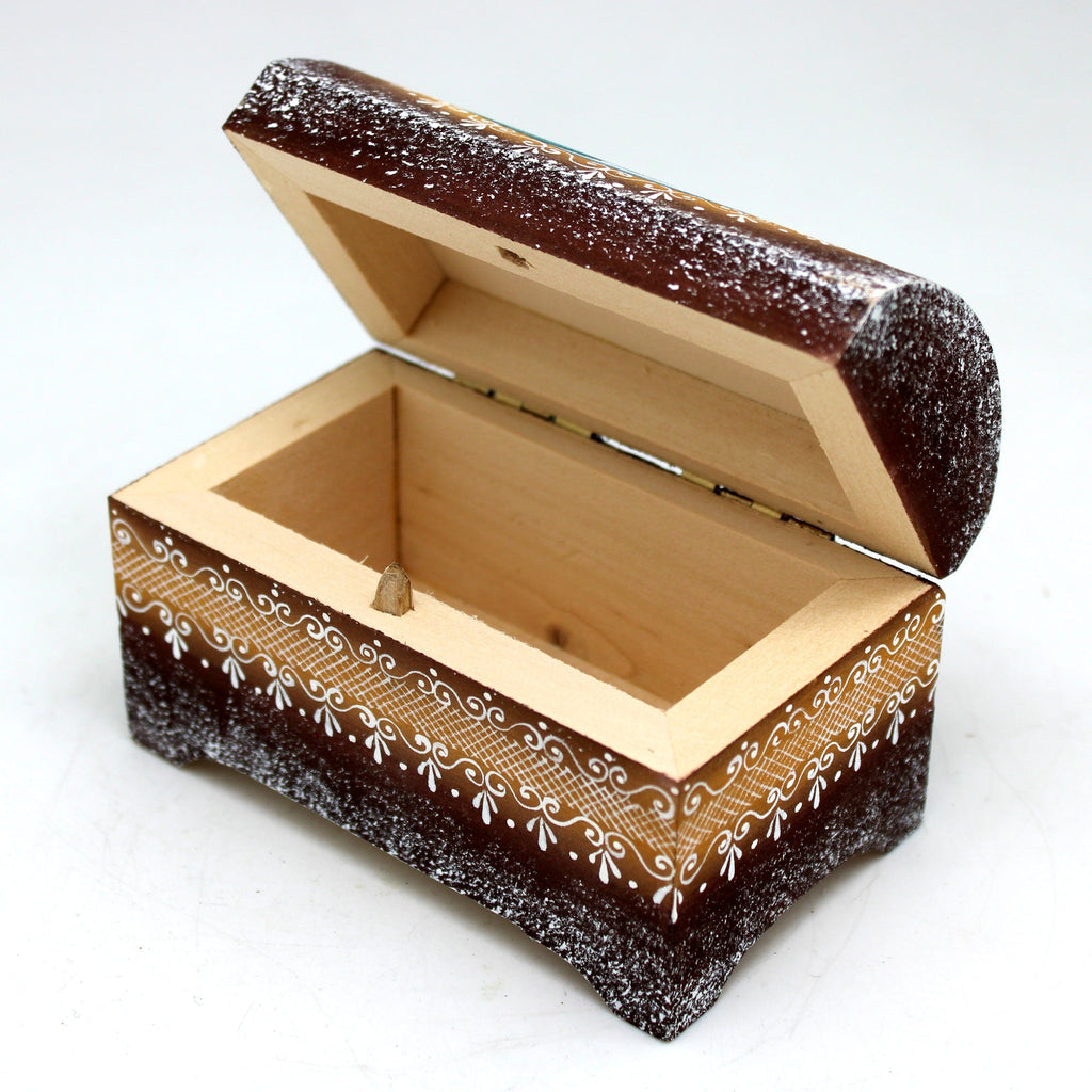 Winter Village Wood Carved Hand Painted Box 4x3