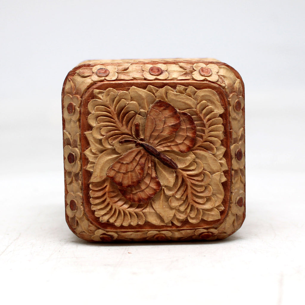 One-of-a-Kind Butterfly WOODCARVED Jewelry BOX 2.5x2.5x2