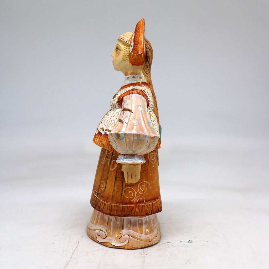 Girl in Sarafan Dress Figurine 5x3x2