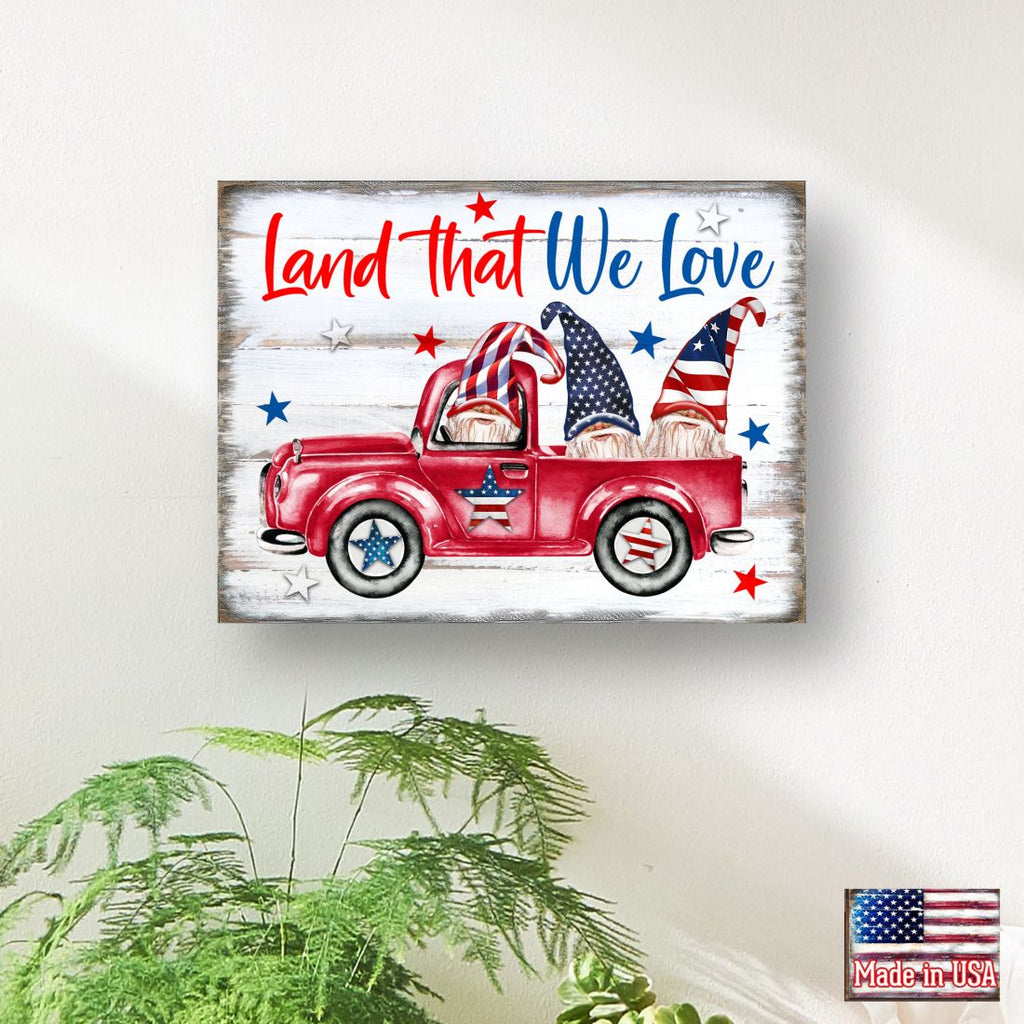 American Patriotic Tractor Wall Block by Susan Winget - American Patriotic Decor - 8471401B-SW