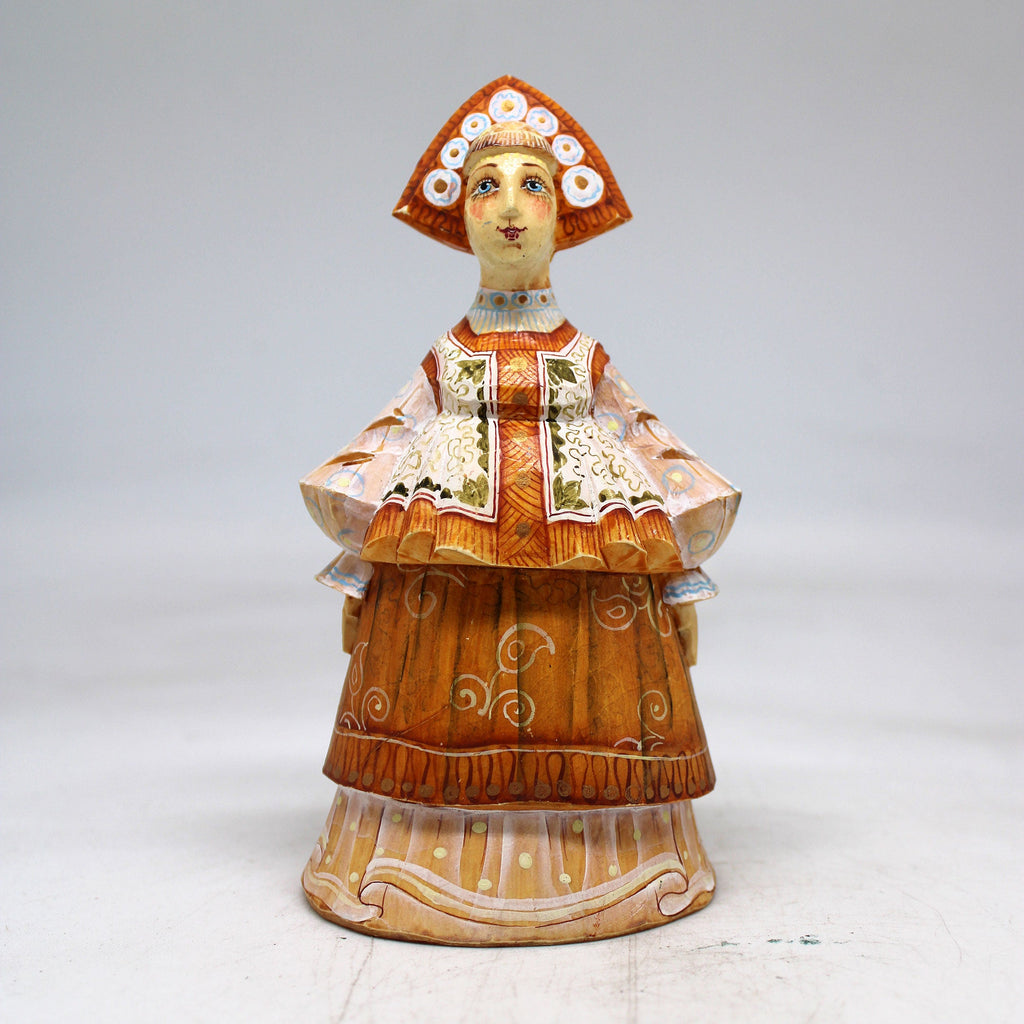 Girl in Sarafan Dress Figurine 5x3x2