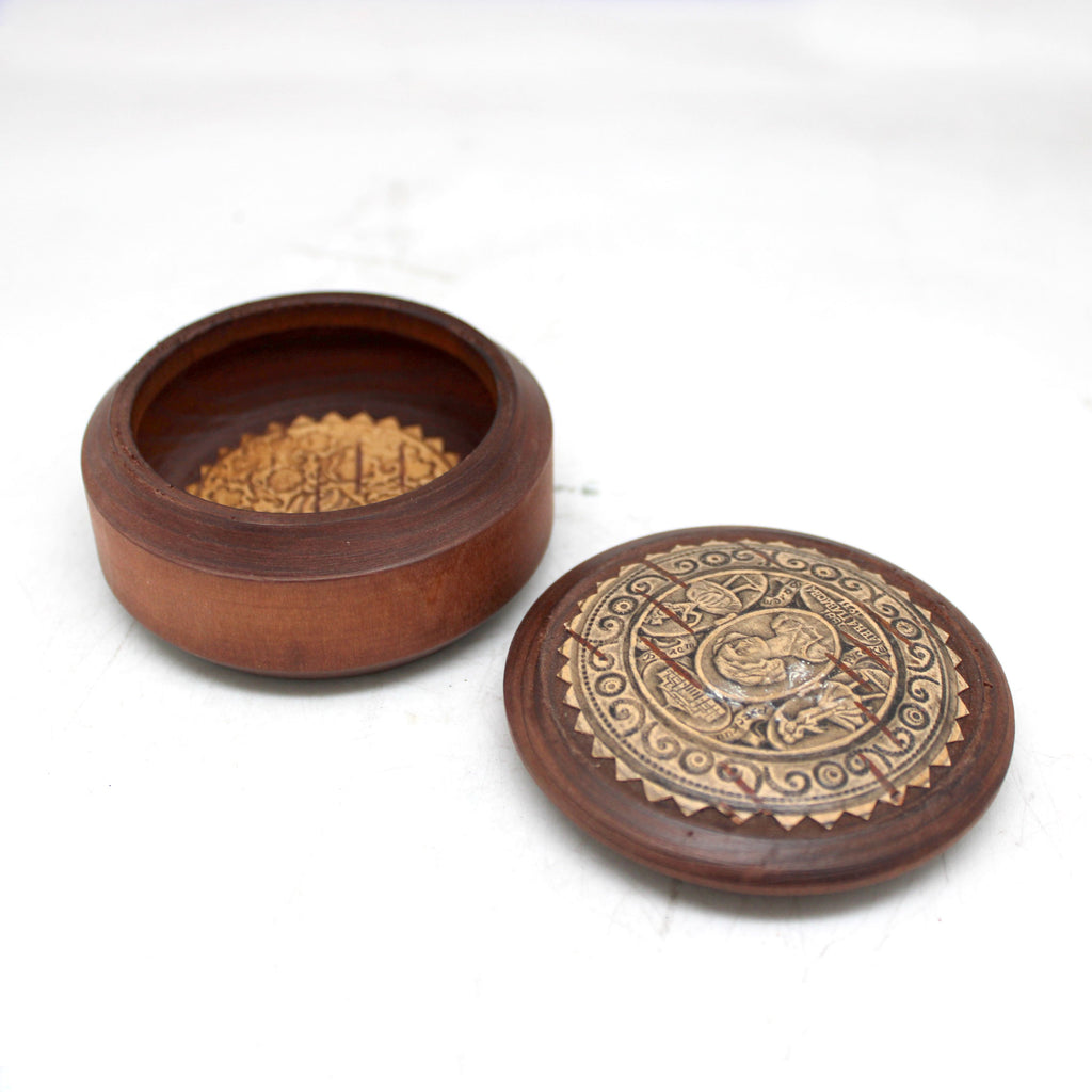 One-of-a-Kind Anna Pavlova Birch Bark Decorated Wooden Jewelry BOX 2.5x2.5x1.5 Handcarved Unique Home Decoration Beautiful Gift Rare Find Collectible, Unique Hand Carved Gift