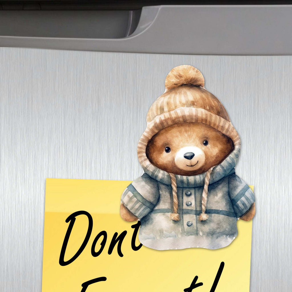 a picture of a teddy bear with a hat on