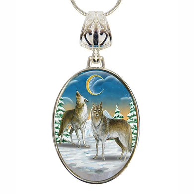 Wolves Howling Round Silver-Plated Mother of Pearl Jewelry Pendant Necklace - 44040